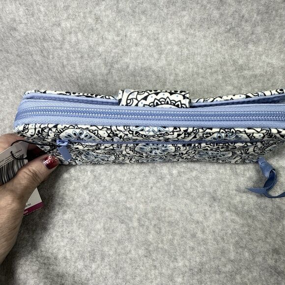 Vera Bradley RFID Turnlock Wallet "Sketched Medallion" Pattern Accordion Style - Picture 5 of 9